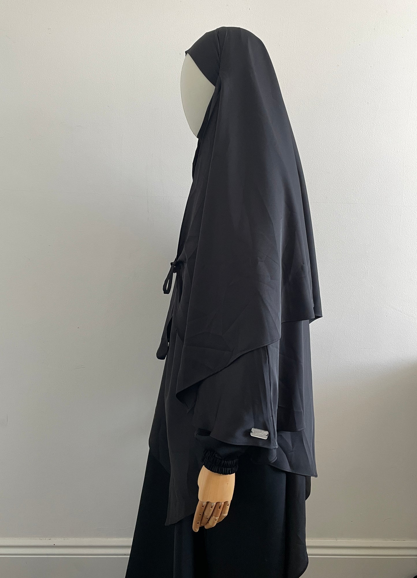 Black tie front khimar